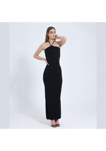 Siyah Gül Detay Boyundan Bağlamalı Elbise