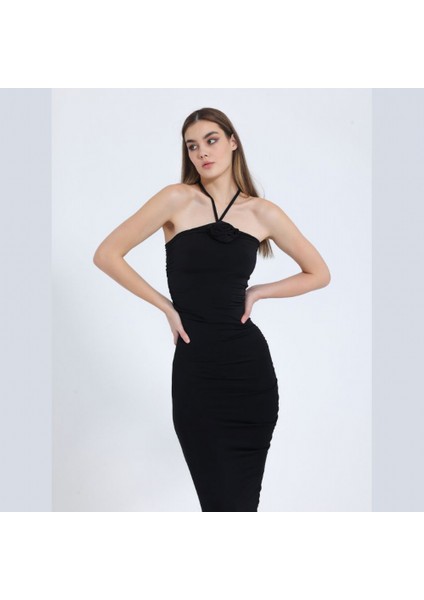 Siyah Gül Detay Boyundan Bağlamalı Elbise fiyatları