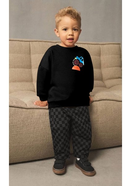 Erkek Çocuk Siyah Renk Araba Baskılı Sırt Detaylı Sweatshirt Kareli Jogger Eşofman Alt Üst Takım fiyatları