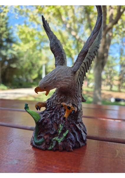 El Yapımı 3D Baskı Kartal Vs Yılan Figürü – El Boyaması, 17 cm Dekoratif Biblo