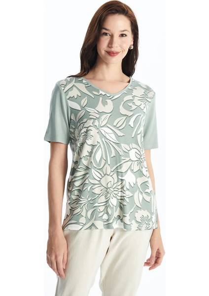 Lcw Grace Yeşil V Yaka Desenli Kısa Kollu Kadın Tişört