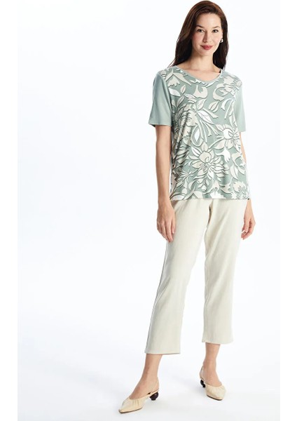 Lcw Grace Yeşil V Yaka Desenli Kısa Kollu Kadın Tişört modelleri