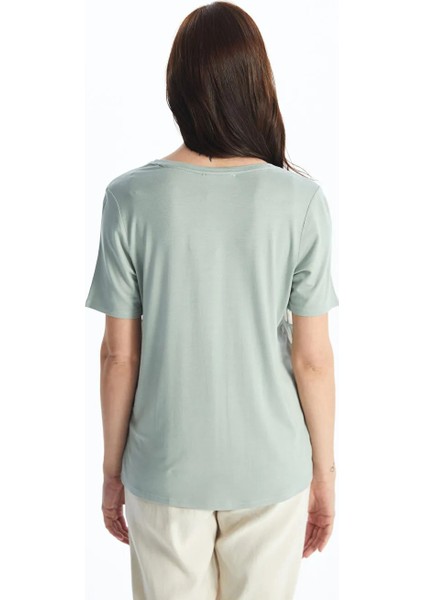 Lcw Grace Yeşil V Yaka Desenli Kısa Kollu Kadın Tişört indirimleri