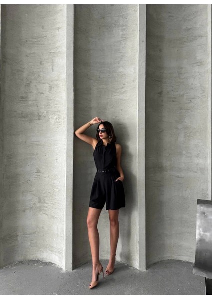 Yakalı Kemerli Şort Tulum Siyah fiyatları