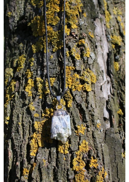 Kiyanit Spiritüel Enerji Doğal Taş Kolye modelleri