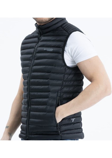 Titanıum Alpha Termal Siyah Slim Fit Yelek fırsatları