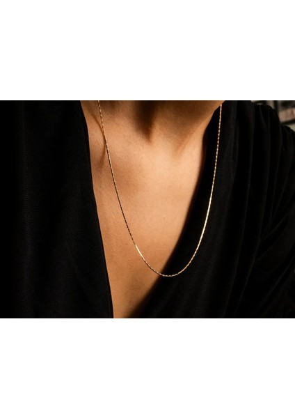 ALtın Işıltılı Zincir Kolye