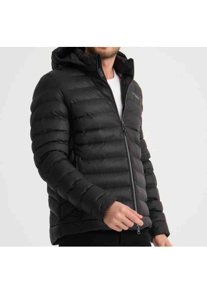 Titanıum Alpha Siyah Kapönlu Slim Fit Termal Mont modelleri