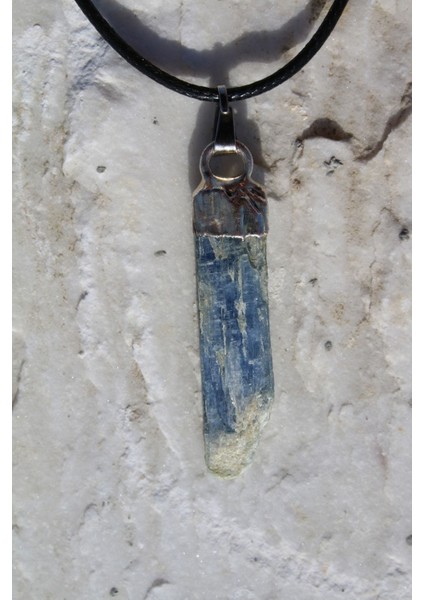 Kiyanit Doğal Taş Spiritüel Enerji Kolye indirimleri