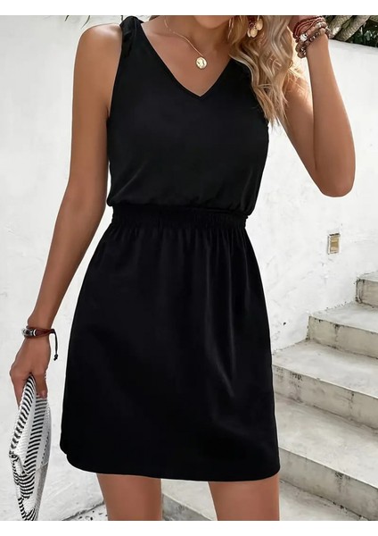 Kadın V Yakalı Belinde Gipe Detay Krep Elbise modelleri