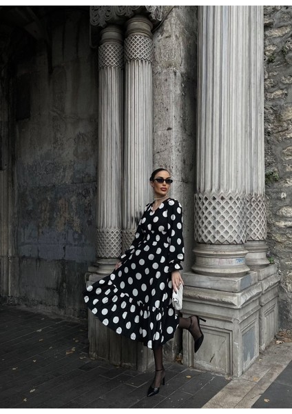 Kadın Uzun Kollu V Yakalı Beli Lastikli Puantiyeli Uzun Krep Elbise