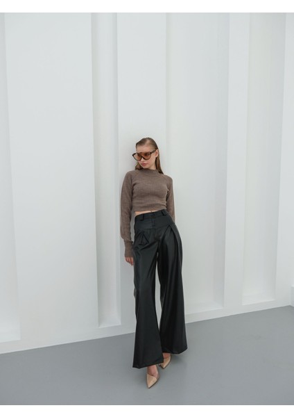 Yüksek Bel Geniş Paça Suni Deri Kadın Pantolon modelleri