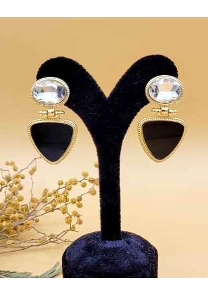 Kristal Taşlı Siyah Üçgen Küpe fiyatları