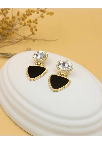 Kristal Taşlı Siyah Üçgen Küpe fırsatları