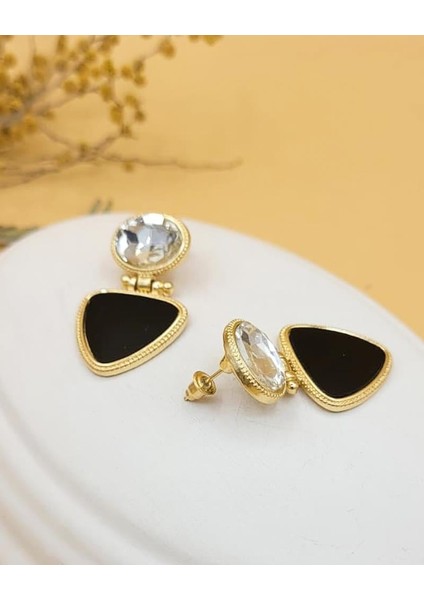 Kristal Taşlı Siyah Üçgen Küpe indirimleri