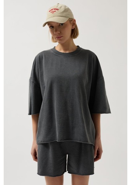Oversize Lazer Kesim Bisiklet Yaka T-Shirt modelleri