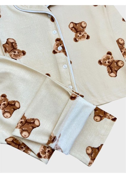 Kız Çocuk Pamuklu Kumaş Süet Bej Ayıcık Desenli Uyku Bantlı Biyeli Gömlek Yaka Pijama Takımı modelleri