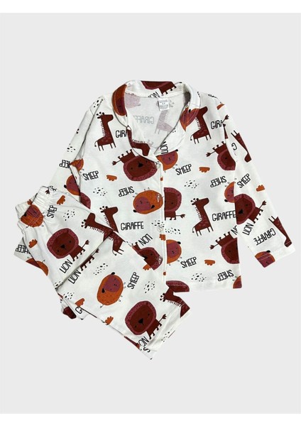 Erkek Çocuk Pamuklu Beyaz Zürafa Aslan Safari Desenli Gömlek Yaka Boydan Düğmeli Pijama Takımı
