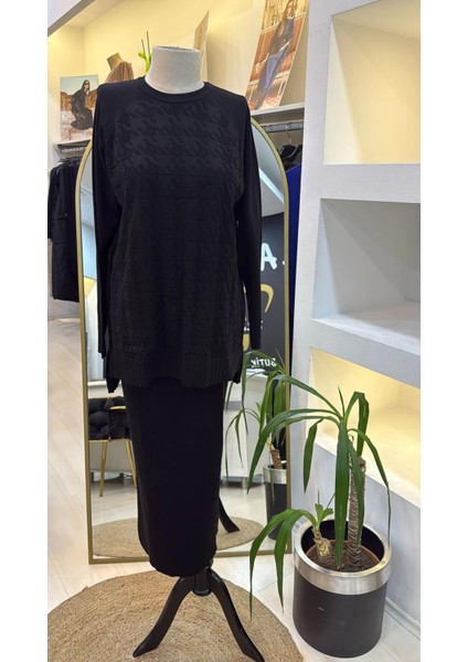 1350 Kazayağı Merserize Etekli Takım Siyah indirimleri