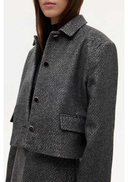 Dokulu Kapak Cepli Düğmeli Ceket Siyah modelleri