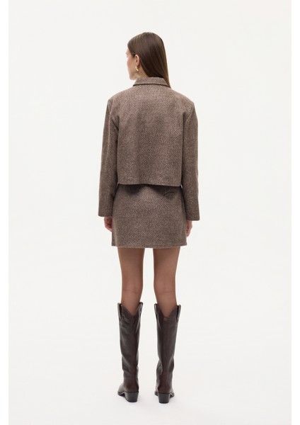 Dokulu Kapak Cepli Düğmeli Ceket Kahverengi fırsatları