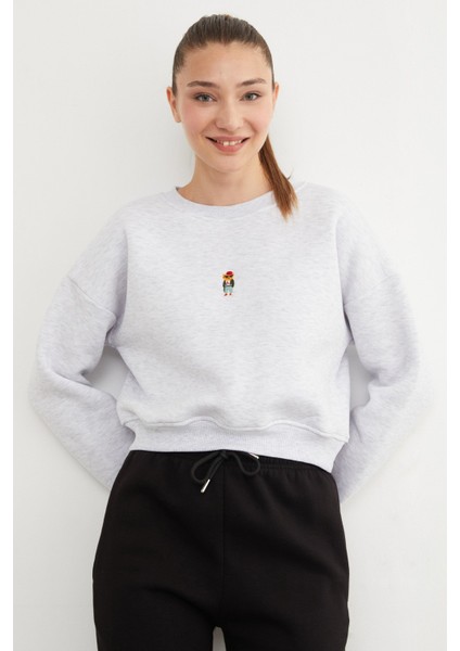 3 Iplik Ayıcık Nakışlı Bisiklet Yaka Sweatshirt modelleri