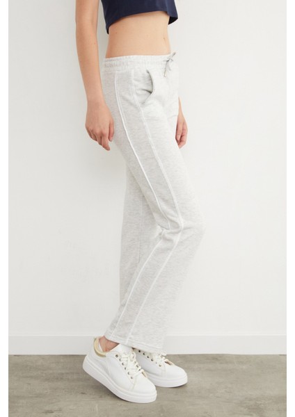 3 Iplik Yanları Şeritli Bağlamalı Eşofman Altı fiyatları