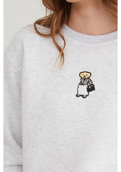 3 Iplik Ayıcık Nakışlı Bisiklet Yaka Sweatshirt fırsatları