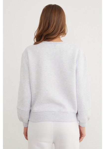 3 Iplik Ayıcık Nakışlı Bisiklet Yaka Sweatshirt