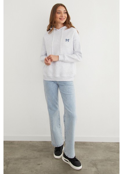 3 Iplik Fiyonk Işlemeli Kapüşonlu Sweatshirt fiyatları