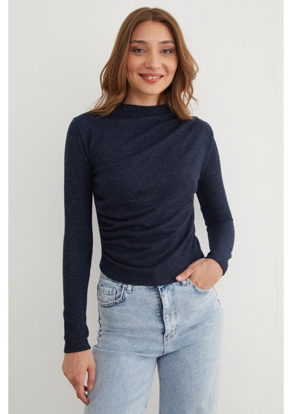 Yanı Drapeli Dik Yaka Triko Bluz