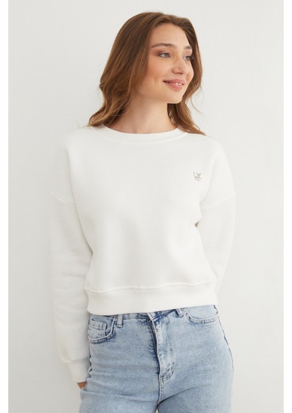 3 Iplik Metal Kelebek Aksesuarlı Sweatshirt modelleri