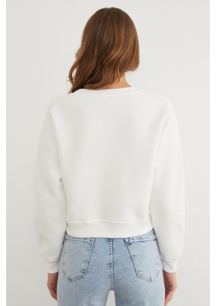 3 Iplik Metal Kelebek Aksesuarlı Sweatshirt