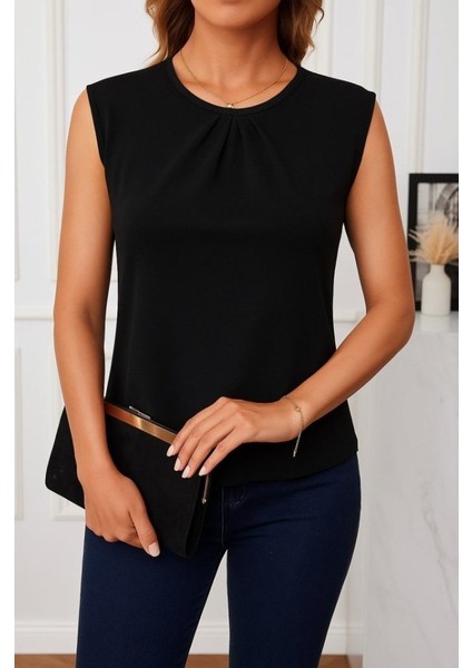 Kadın Askılı Yuvarlak Büzgü Yaka Sandy Bluz