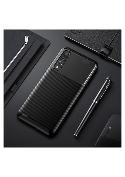 Huawei P20 Pro Kılıf Karbon Desenli Esnek Yüksek Kaliteli Meteryalden Üretilmiş Silikon Kapak Ryc/negro