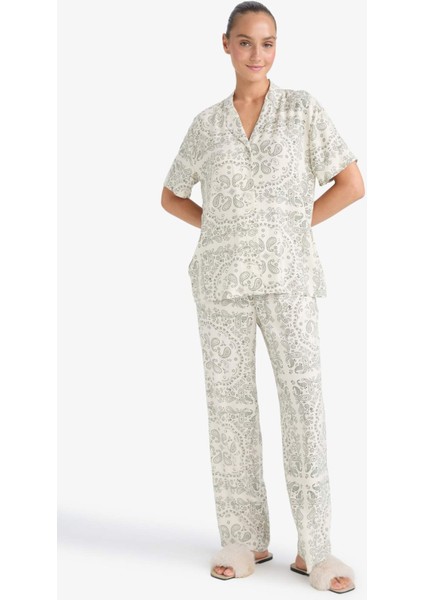 Pijama Takımı Regular Fit Viskon Desenli Kısa Kollu Üst Uzun Alt-Fall in Love F7556AX25AU fiyatları