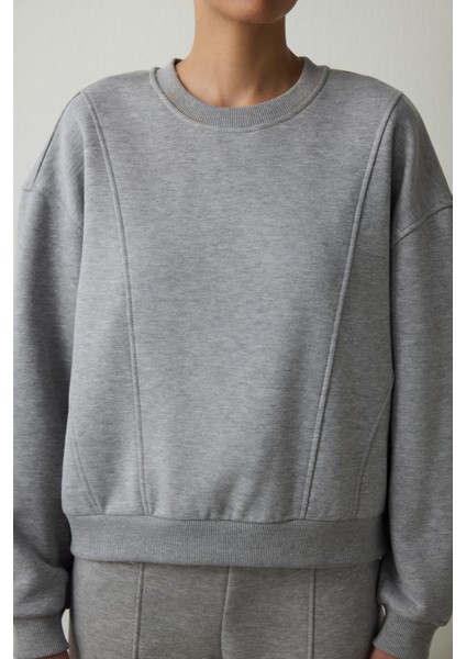 Gri Melanj Curvy Side Bisiklet Yaka Oversize Kısa Sweatshirt modelleri