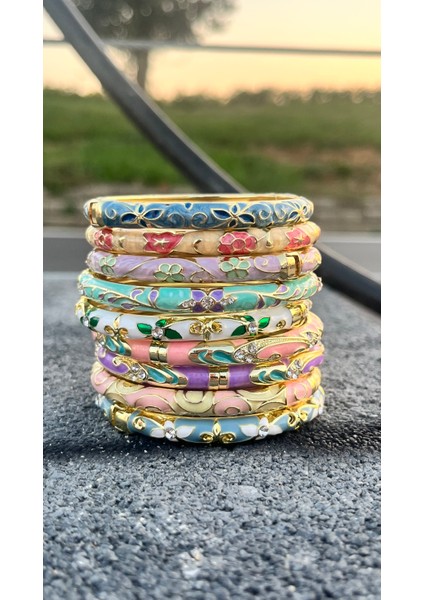 Mineli (Taş Desenli Motifli) Çelik Bileklik Rastgele Gönderim fiyatları