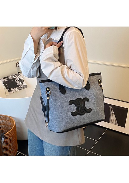 Kadınlar Için Işe Gidip Gelmek Için Gündelik ve Çok Yönlü Niş Tasarımlı Basit Omuz Çantası (Yurt Dışından) fırsatları