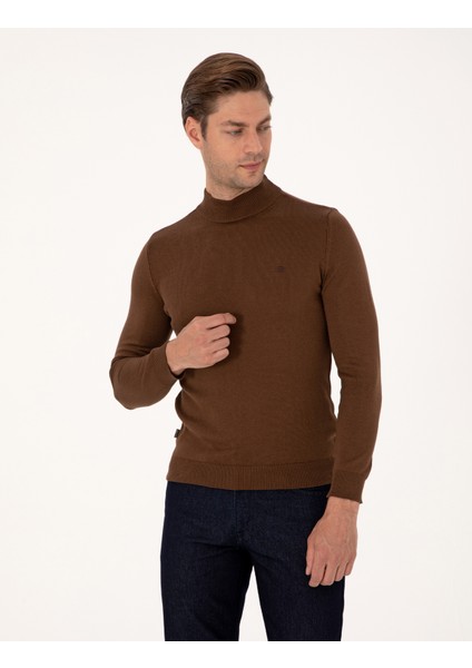 Erkek Koyu Kahverengi Slim Fit Yarım Balıkçı Yaka Basic Triko Kazak 50314176-VR084 modelleri