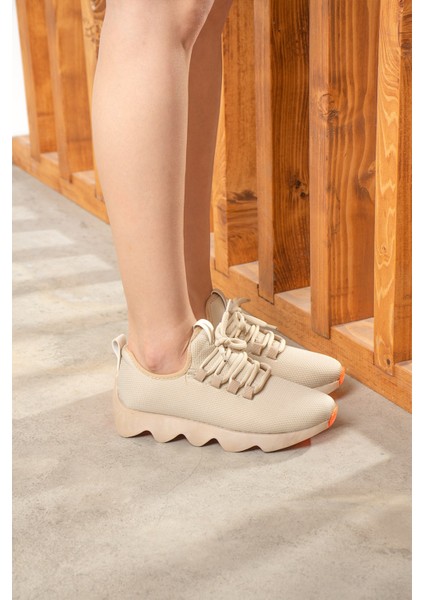 Günlük Kadın Sneaker Spor Ayakkabı Bağcıklı Triko Tırtıklı Kalın Taban Hafif Rahat Esnek Hava Alabilen 300