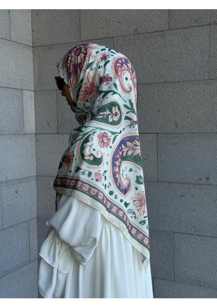 Pamuklu Flora Desen Eşarp-Krem