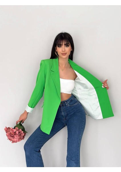 Kolu Katlamalı Iç Astarı Çizgili Blazer Ceket modelleri