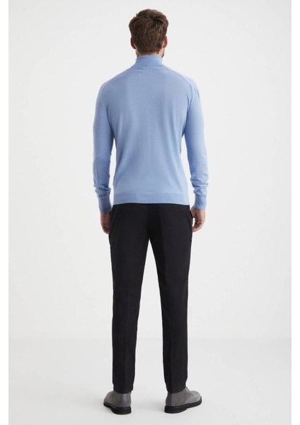 Gök Mavisi Boğazlı Slim Fit Merino Yün Triko fırsatları