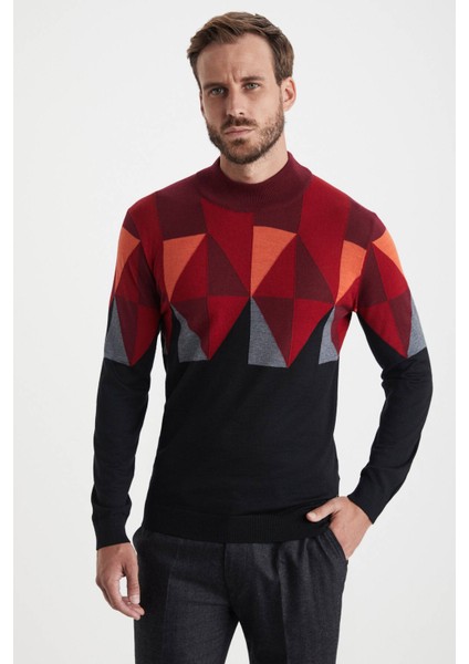 Desenli Siyah-Kırmızı Yarım Balıkçı Yaka Merino Yün Triko