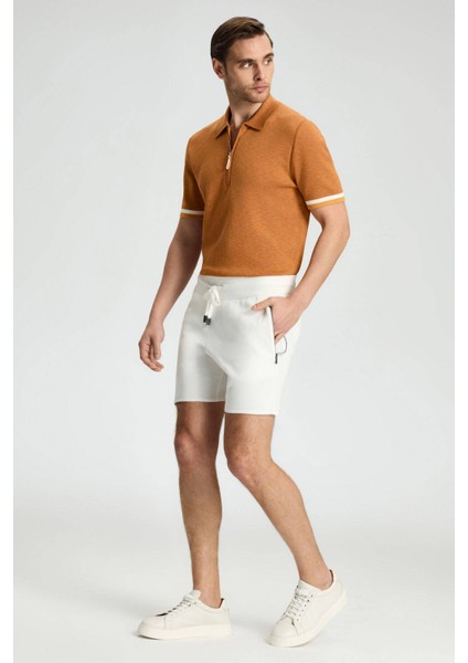 Bağcıklı Nakış Logolu Beyaz Triko Şort fırsatları