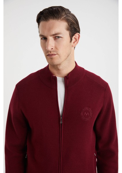 Arma Detaylı Fermuarlı Bordo Triko Spor Ceket