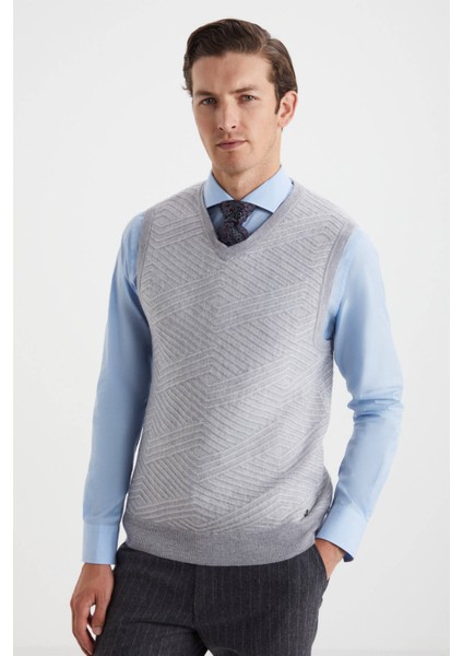 Çizgi Desenli Açık Gri Lambswool Yün Triko Süveter