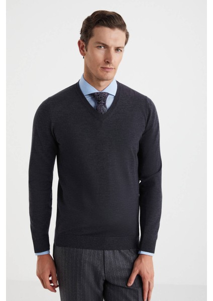 V Yaka Merino Yün Antrasit Triko