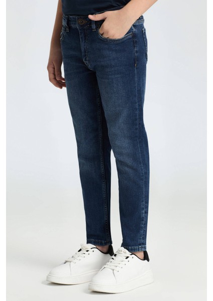 Lacivert Taşlanmış Denim Çocuk Pantolon
